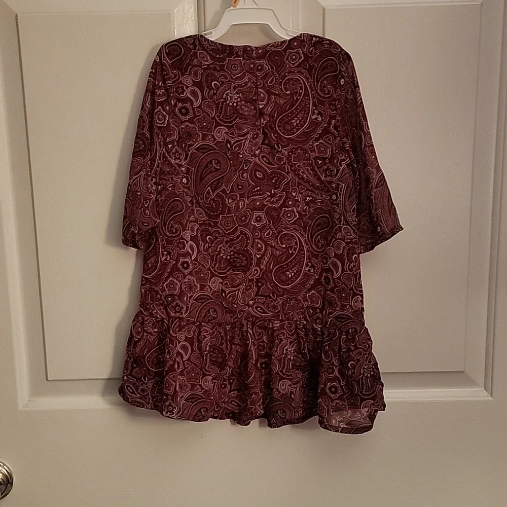 Crazy 8, Adorable girls 3T, burgundy paisley dress.